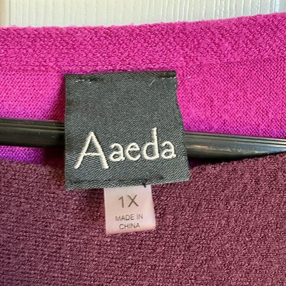 Aaeda Colorblock Sweater - Picture 4 of 7